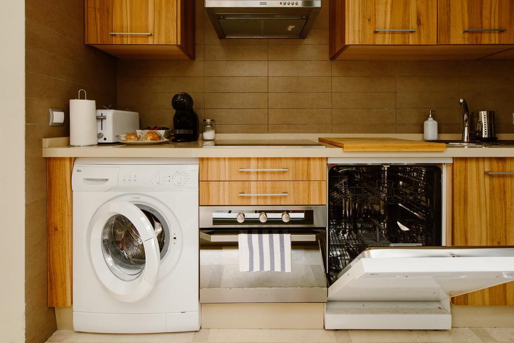 1e Azofaifo St Apartment Seville