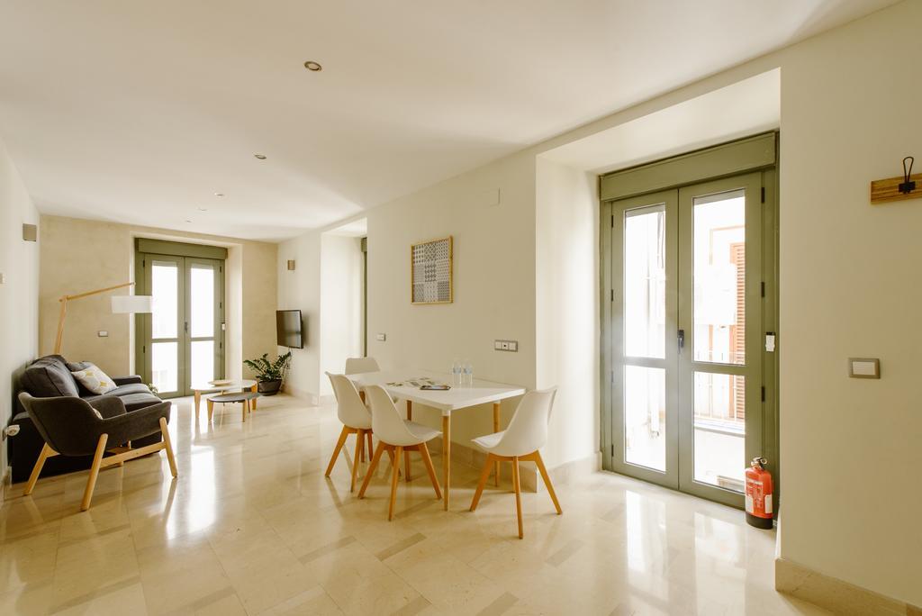 1e Azofaifo St
