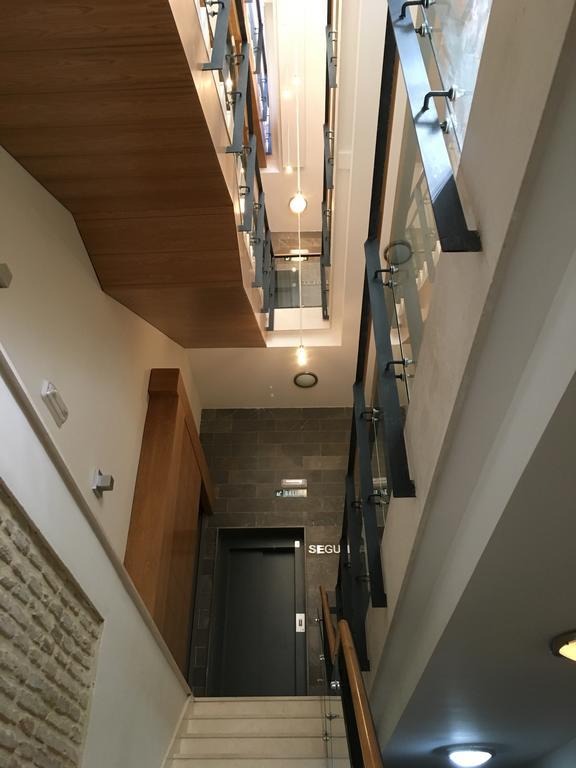 Appartement 1e Azofaifo St